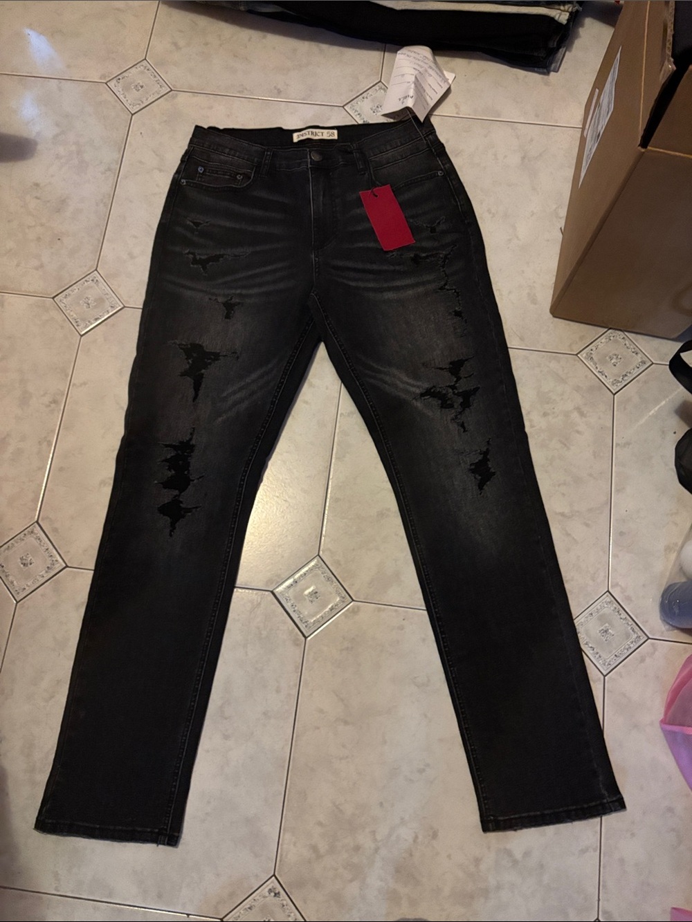 Slim Straight Distressed Black Jeans for Men with Stretch